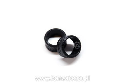 Opony niskoprofilowe Toyo Tires R888R 11mm 18/19/20
