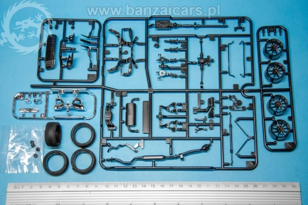 elementy modelu do sklejania  Toyota GR 86 Tamiya